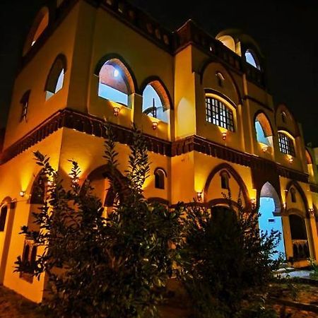 Tasneem Palace Luxor Bagian luar foto